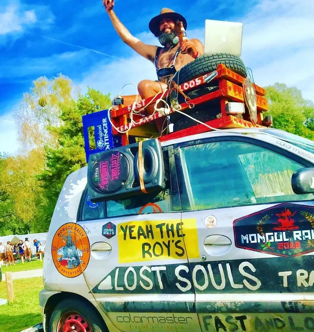Роскошный шатер Lost Souls Oktoberfest Campsite Basic Package Мюнхен